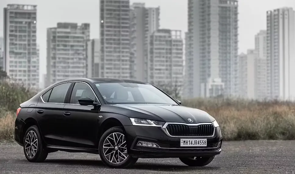Skoda Octavia RS Launching in India This November – Price, Specs & Features