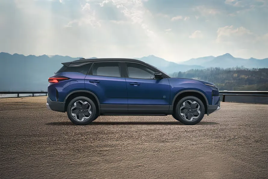 What features does the base variant of the Tata Harrier EV include?