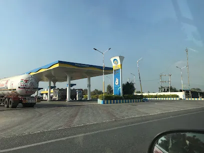 Bharat Petroleum, Petrol Pump -Hakimia Automobiles