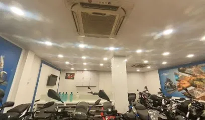 Auto Bazar Bajaj (Chinsurah)