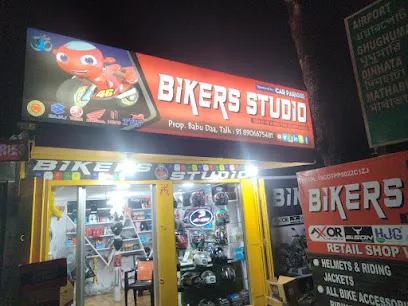 Car Parlour & D22 Personalization