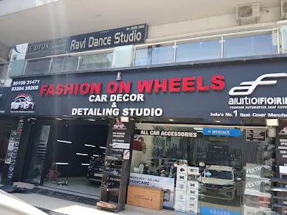 Fashion On Wheels Car Decor