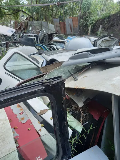 FRIENDS OLD CAR SPARE PARTS