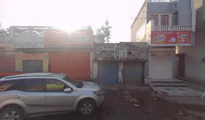 Lucky Tractor Shop