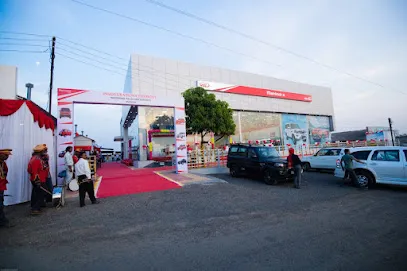 Mahindra Indomobil Sales & Services - SUV & Commercial Vehicle Showroom