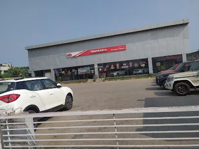 Mahindra President Motors - SUV Showroom