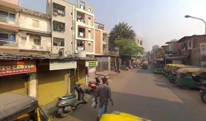R I Auto Center