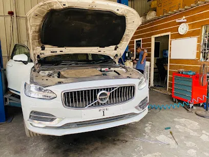 Raadha Autocare