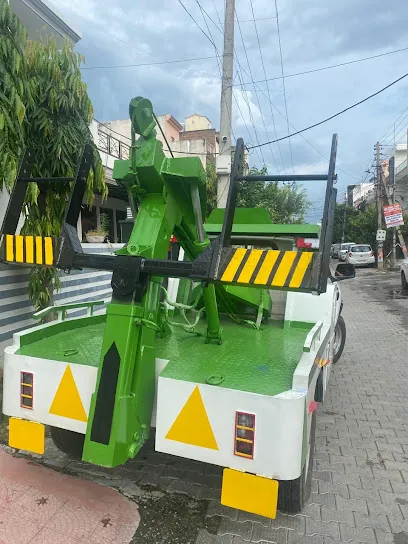Roadside towing and sevices