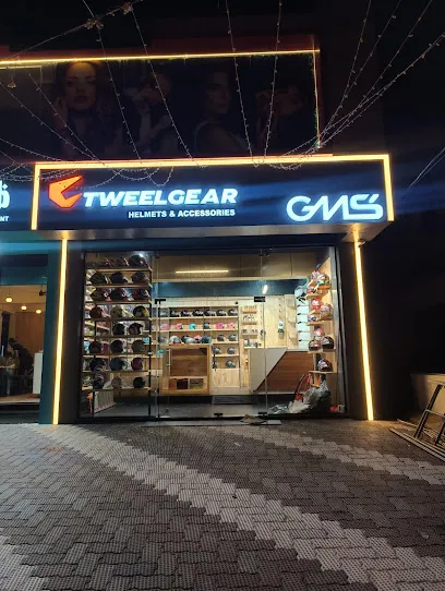 Tweelgear | Riding gear & Accessories | Kozhikode