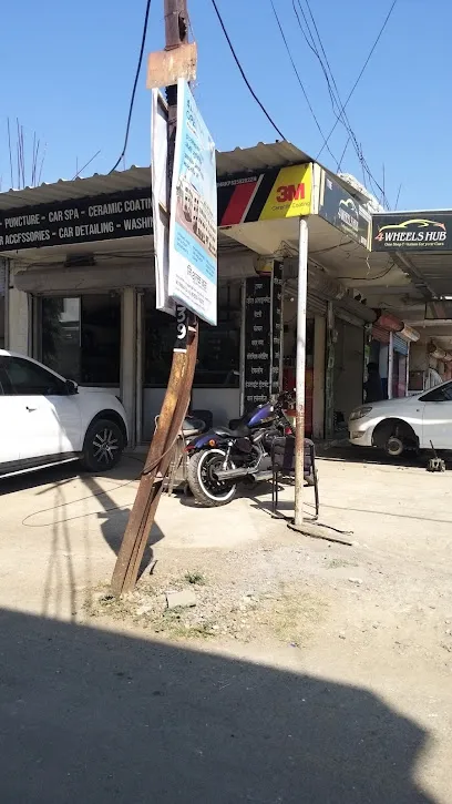 4 wheels Hub Tyre & Alignment
