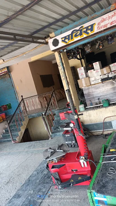 Ajmer tyre service, (Mohd Kayamuddin)