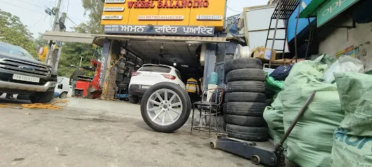 Aman Tyre point