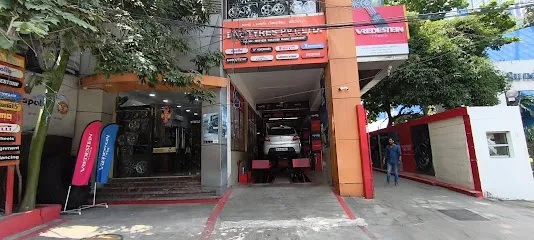 Apollo Tyres - Lal Tyres Pvt Ltd