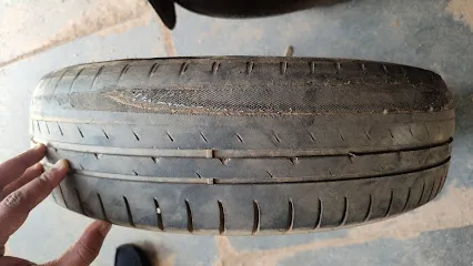Apollo Tyres - Mahalasa Auto Stores