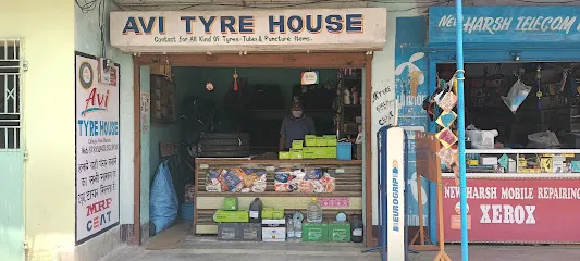 Avi Tyre House