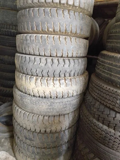 Azad Tyre