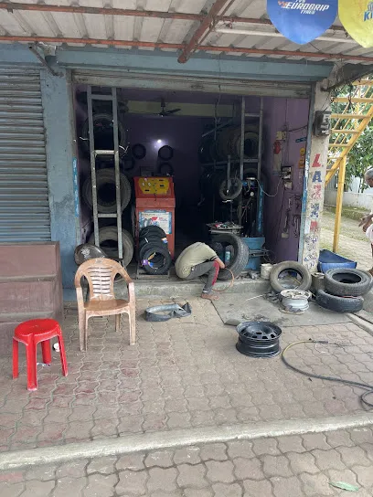 Bombay Tyre puncture shop