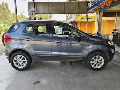 Bora Tyres