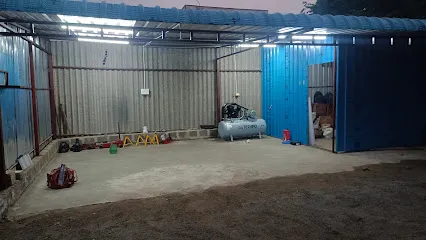 Chinnari car garage