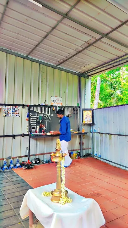 GARAGE 48