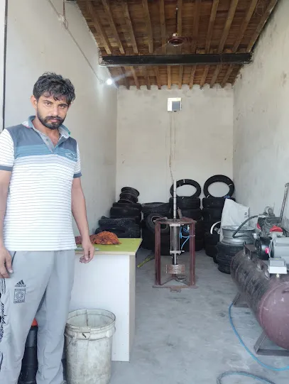 Hardeep tyre and panchar