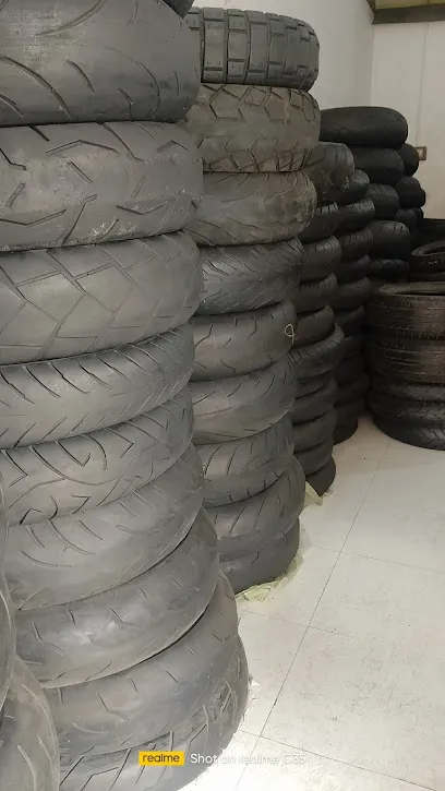 M4 Tyres