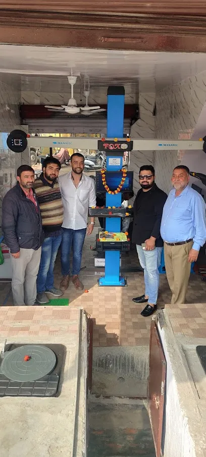 Madiha traders