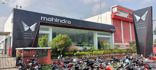 Mahindra Amit Motors - SUV & Commercial Vehicle Showroom