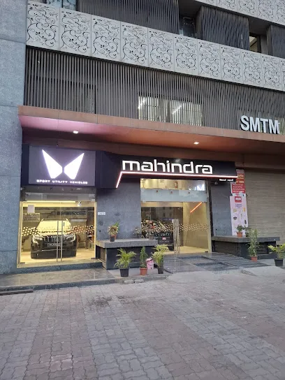 Mahindra Nanavati Automotive - SUV Showroom