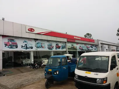 Mahindra P.P. Automotive - SUV & Commercial Vehicle Showroom
