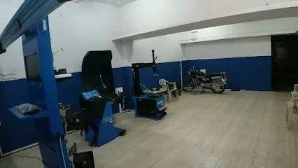 Manoj Tyres wheel Alignmnet Centre