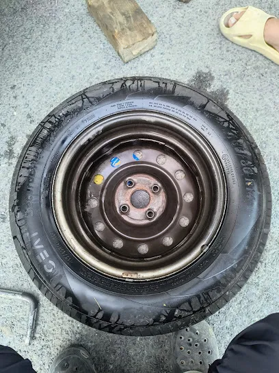 Muzammil Tyre Puncture
