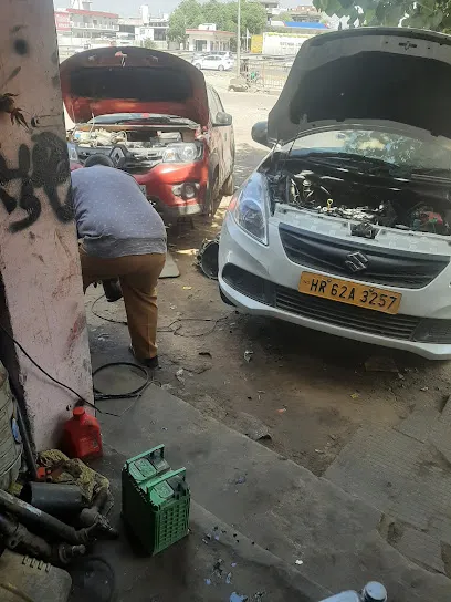 Prajapat Car Machenic