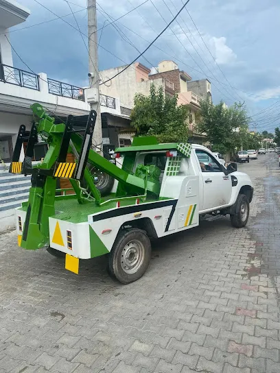 Roadside towing and sevices