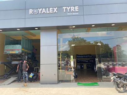Royalex tyre