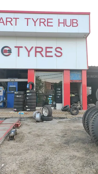 Smart tyre Hub Ambala Deals in near all types of tyre dealer, commercial tyre,truck tyre, tractor tyre,bus,Four wheeler tyre