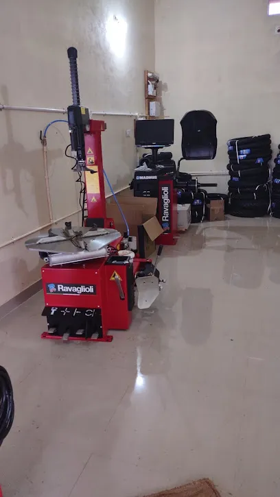 Sri Siddhivinayak Wheel Alignment & Tyres