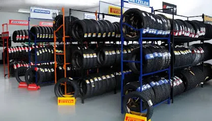 Star Wheels & Batteries, Ujina