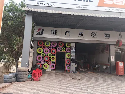 Super Tyre Services MRF Ceat Apollo Ralco Reise 2W 4W Car Scooter EV Tyres Puncture Repair Material Tyre Fitment Centre EMI