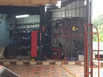 WHEELS GARAGE