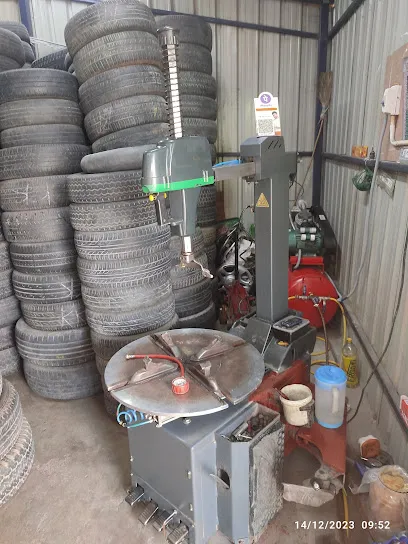 Yakhadar old tyre shop Krishnagiri