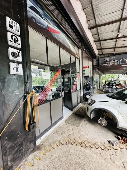 Yokohama Club Network - Hot Wheels, Ottapalam