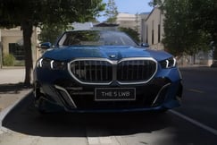 5 Series Exterior image