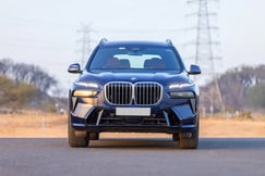 BMW X7 Front View