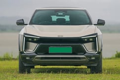 BE 6 Exterior image