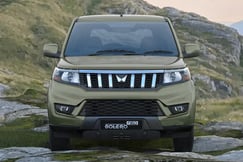 Mahindra Bolero Neo Front View