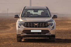 Mahindra XUV 7XO Front View