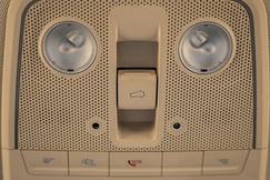 Mahindra XUV 7XO Sunroof Control