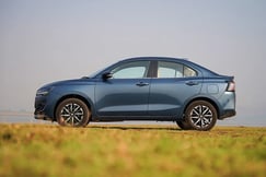 Dzire Exterior image